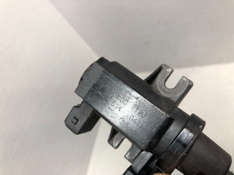 Range Rover L322 Vacuum Solenoid Valve 7 796 634 3.0 TD6 2002 to 2006 Land Rover
