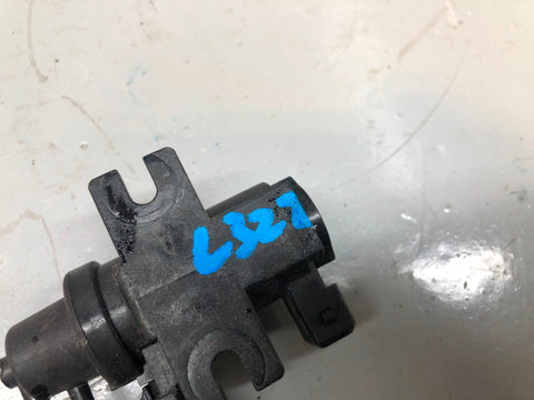 Range Rover L322 Vacuum Solenoid Valve 7 796 634 3.0 TD6 2002 to 2006 Land Rover