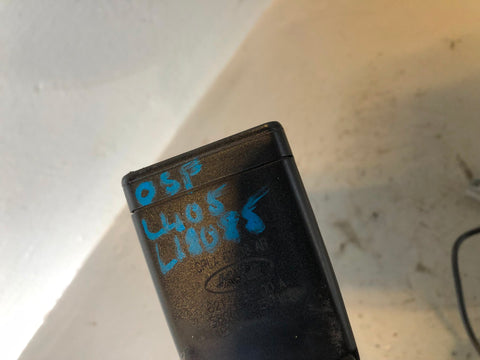 Range Rover L405 Seat Belt Buckle Clasp Off Side Front Driver 2013 to 2017