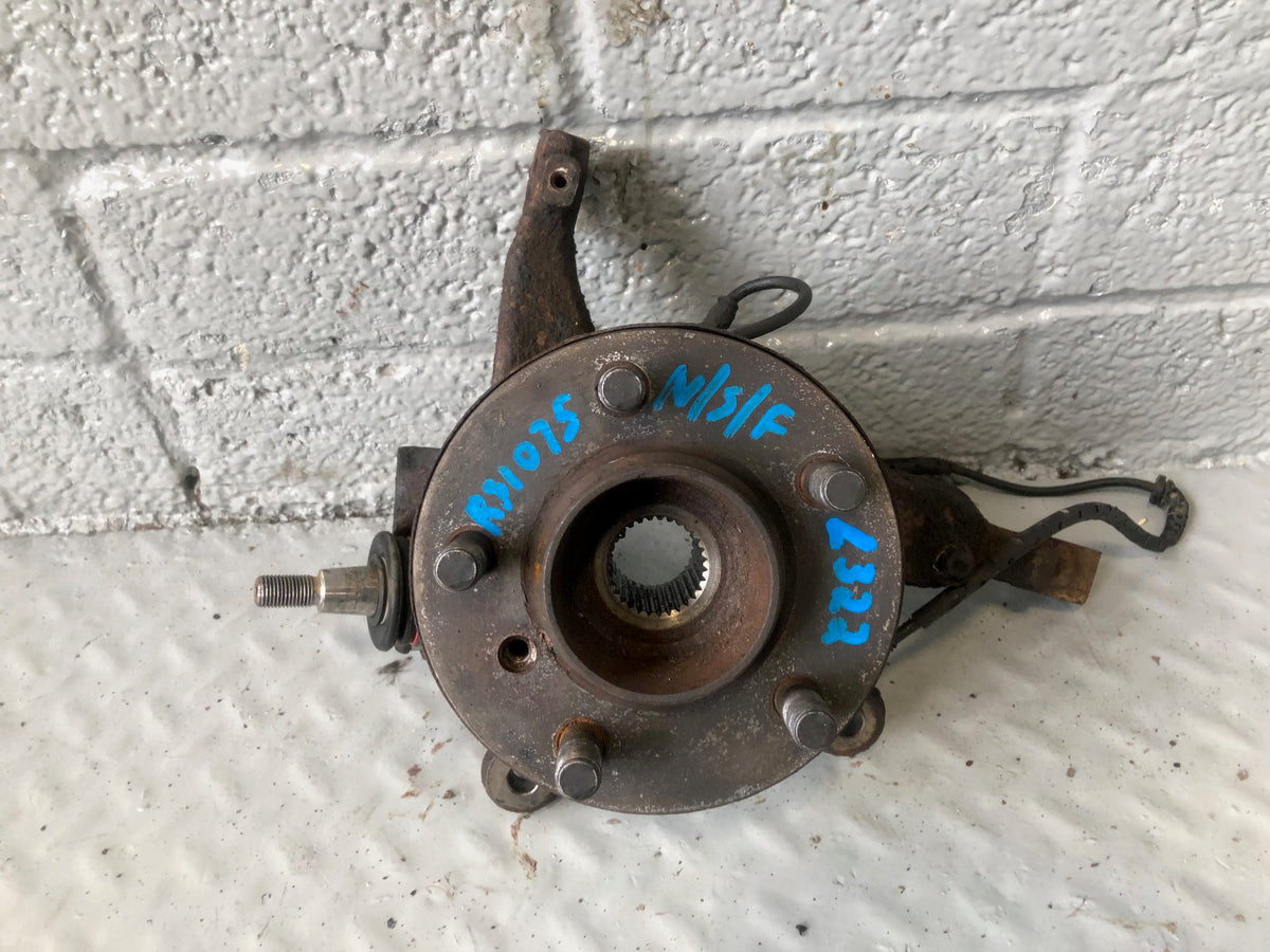 Range Rover L322 Hub Assembly Near Side Front 2002 to 2006 All Models R31075