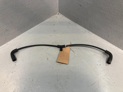 Discovery 4 Oil Separator Link Pipe 3.0 TDV6 2009 to 2014 Land Rover