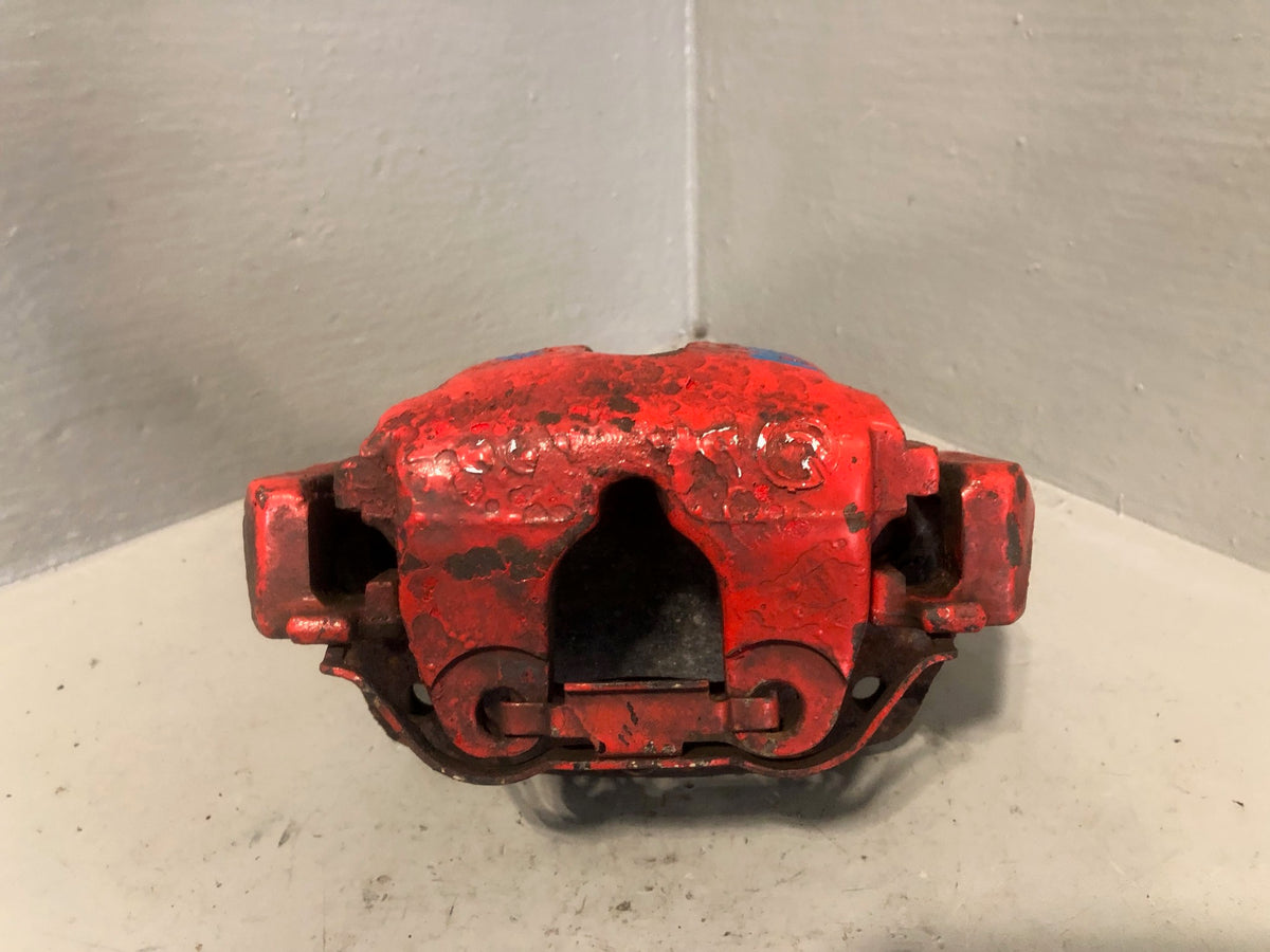 Range Rover L322 Brake Caliper Off Side Front 4.4 V8 or TD6 2002 to 2006 R31075
