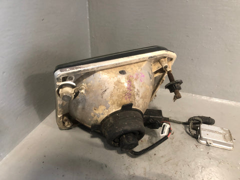 Discovery 2 Headlight Near Side Pre-Facelift XBC105130 Land Rover L06085