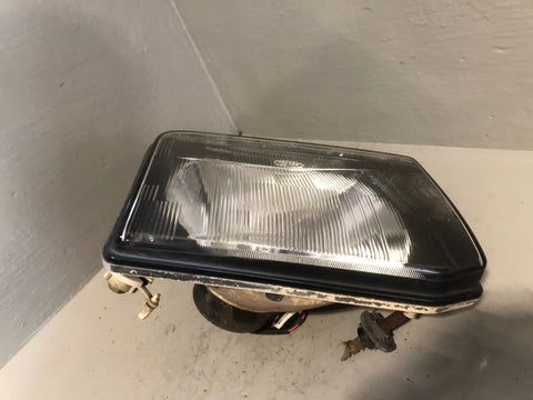 Discovery 2 Headlight Near Side Pre-Facelift XBC105130 Land Rover L06085