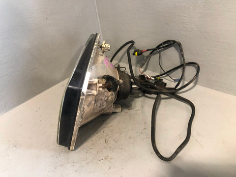 Discovery 2 Headlight Off Side Pre-Facelift XBC105120 Land Rover L06085