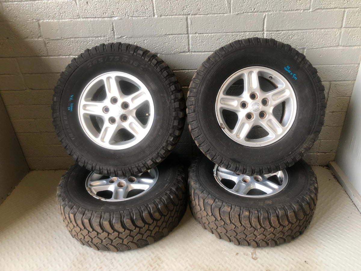 Discovery 2 Alloy Wheels with Tyres Set of 4x 265/75R16 Land Rover L06085