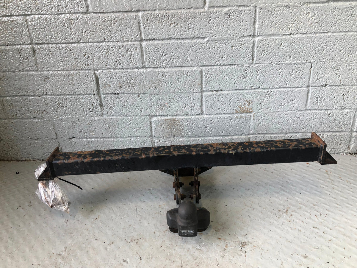 Range Rover P38 Tow Bar Witter R19A 1994 to 2002 L09036