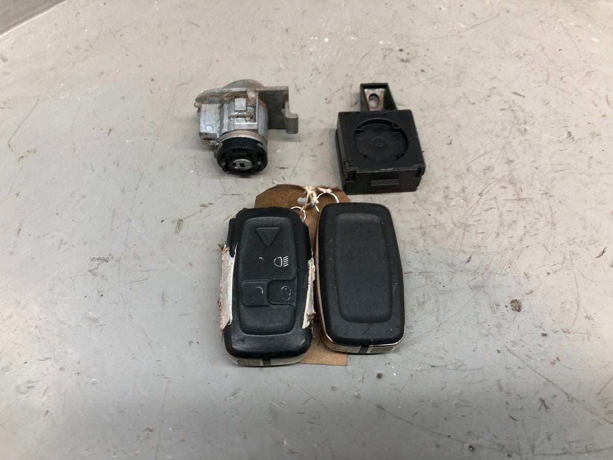 Discovery 4 Key Remotes and Blades with Door Lock Land Rover 2009 to 2014 L10046
