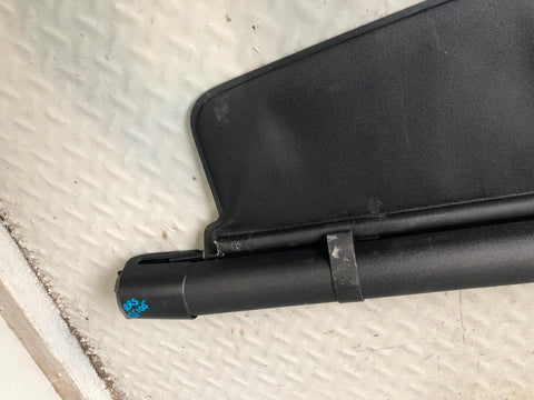 Range Rover Sport Retractable Load Cover in Black L320 2005 to 2013 L15105