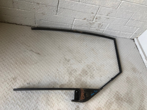 Discovery 2 Door Frame Window Off Side Front Land Rover 1998 to 2004 L06085