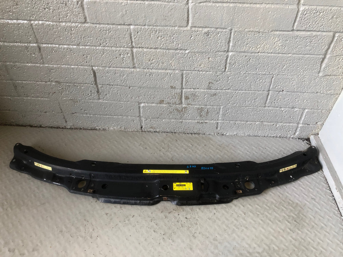 Range Rover L322 Slam Panel Front Pre-Facelift Land Rover 2002 to 2005