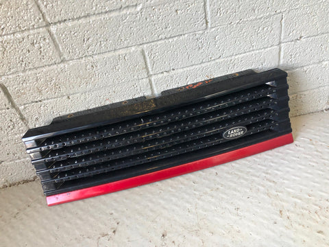 Range Rover P38 Front Grille Black with Rioja Red LRC 601 Trim 1994 to 2002
