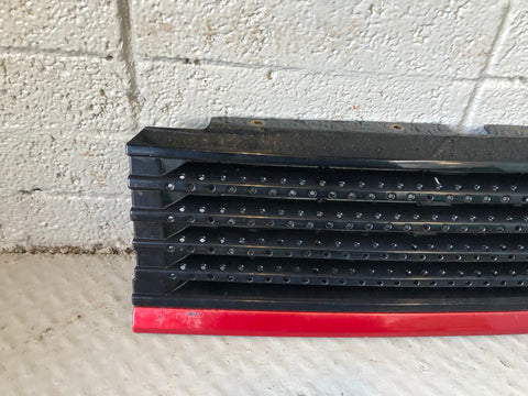 Range Rover P38 Front Grille Black with Rioja Red LRC 601 Trim 1994 to 2002