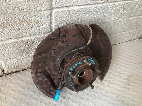 Range Rover L322 Hub Assembly Near Side Front 2002 to 2006 All Models R08105