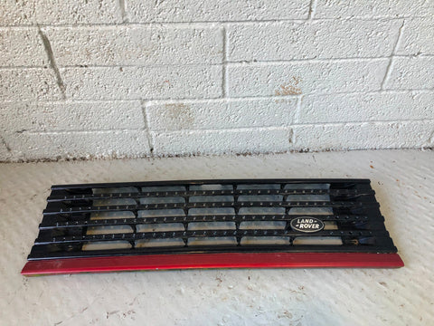 Range Rover P38 Front Grille Black with Rioja Red LRC 601 Trim 1994 to 2002