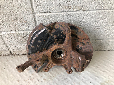 Range Rover L322 Hub Assembly Near Side Front 2002 to 2006 All Models R08105