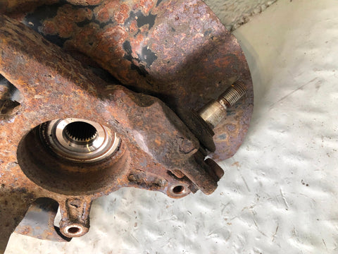 Range Rover L322 Hub Assembly Near Side Front 2002 to 2006 All Models R08105