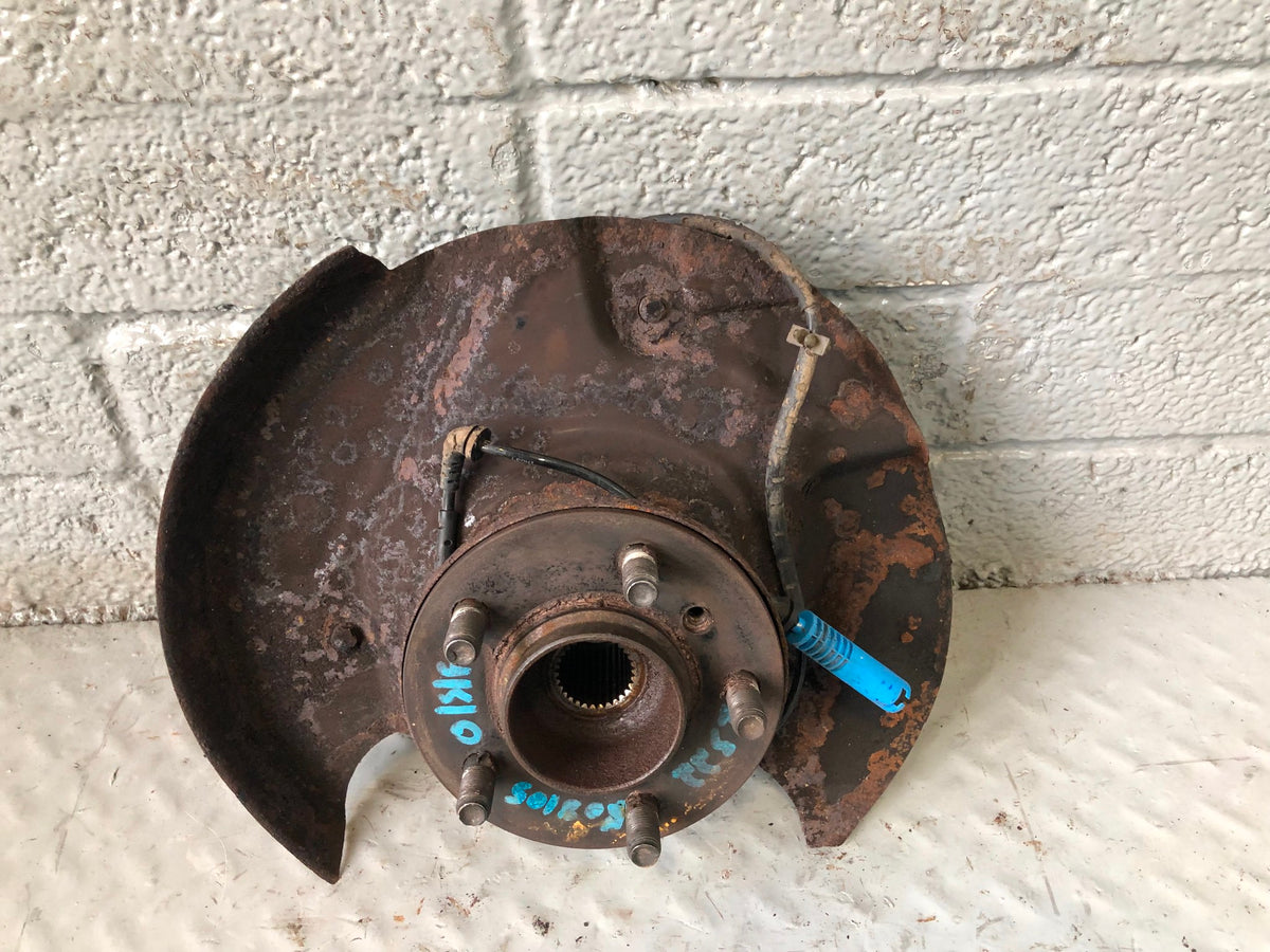 Range Rover L322 Hub Assembly Off Side Front 2002 to 2006 All Models R08105