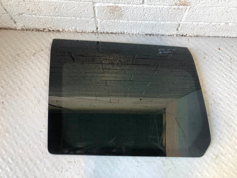 Discovery 3 Window Glass Panel Near Side Rear Land Rover 2004 to 2009