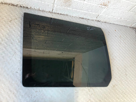 Discovery 3 Window Glass Panel Near Side Rear Land Rover 2004 to 2009