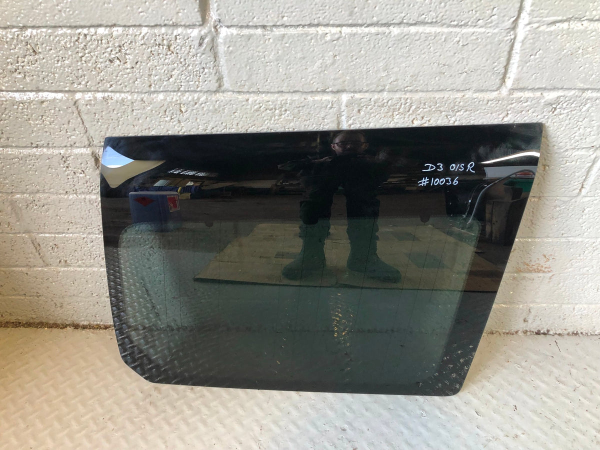 Discovery 3 Window Glass Panel Off Side Rear Land Rover 2004 to 2009