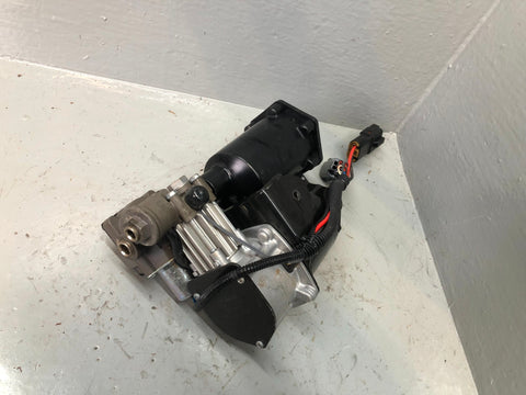 Range Rover Sport Air Suspension Compressor Hitachi Genuine L320 2005 to 2013