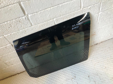 Discovery 3 Window Glass Panel Off Side Rear Land Rover 2004 to 2009
