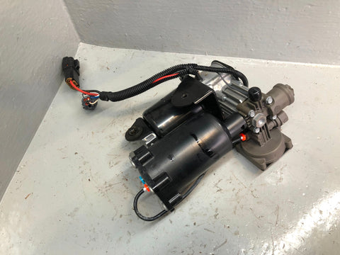 Range Rover Sport Air Suspension Compressor Hitachi Genuine L320 2005 to 2013