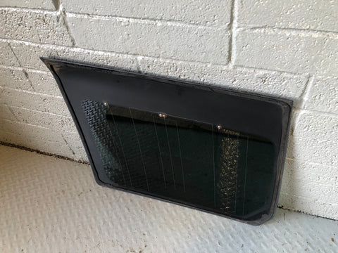 Discovery 3 Window Glass Panel Off Side Rear Land Rover 2004 to 2009