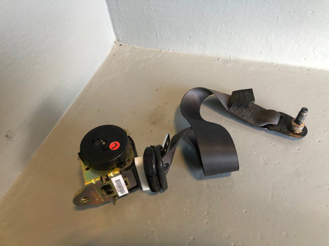 Freelander 1 Seat Belt Near Side Front in Grey 5 Door Land Rover 1998 to 2006