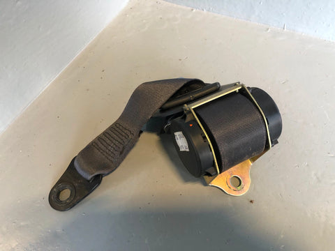 Freelander 1 Seat Belt in Grey Off Side Rear 5 Door Land Rover 1998 to 2006