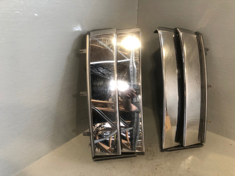 Range Rover L322 Wing Side Grille Vents Chrome Pair 2002 to 2013 R31075