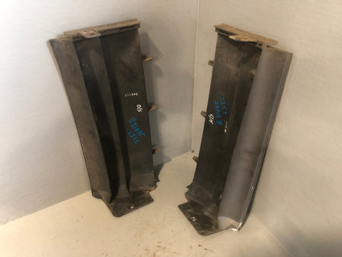 Range Rover L322 Wing Side Grille Vents Chrome Pair 2002 to 2013 R31075