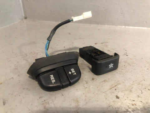 Discovery 2 Cruise Control Toggle Switch Steering Wheel Land Rover 1998 to 2004