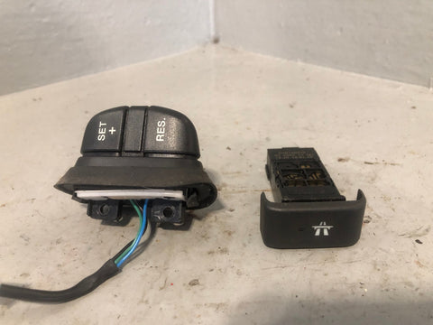 Discovery 2 Cruise Control Toggle Switch Steering Wheel Land Rover 1998 to 2004