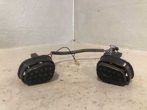 Discovery 2 Horn Button Pair x 2 Buttons with Loom 1998 to 2004 Land Rover
