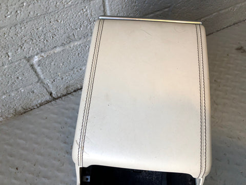 Range Rover Evoque Centre Console Ivory White Arm Rest Leather L538 L02095