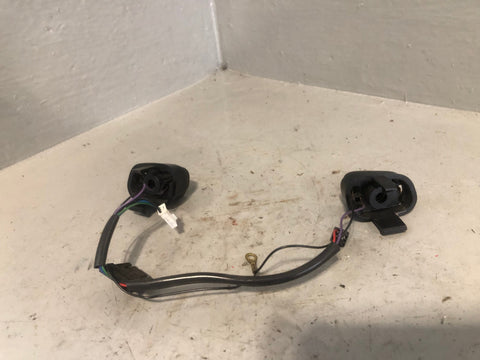 Discovery 2 Horn Button Pair x 2 Buttons with Loom 1998 to 2004 Land Rover