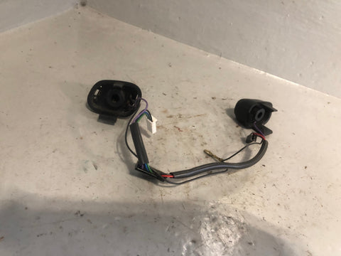 Discovery 2 Horn Button Pair x 2 Buttons with Loom 1998 to 2004 Land Rover