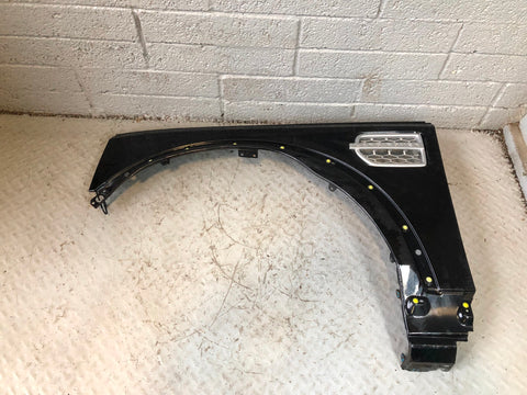 Discovery 4 Front Wing Near Side Santorini Black LRC 820 2009 to 2016 L10046