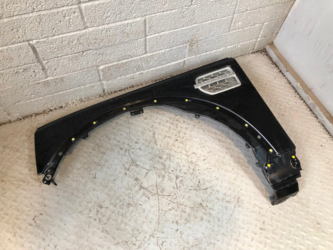 Discovery 4 Front Wing Near Side Santorini Black LRC 820 2009 to 2016 L10046