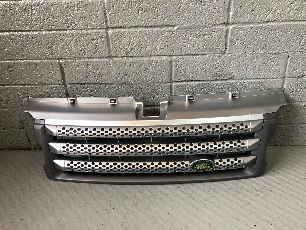 Range Rover Sport Front Grille Pre Facelift Silver Grey L320 2005 to 2009