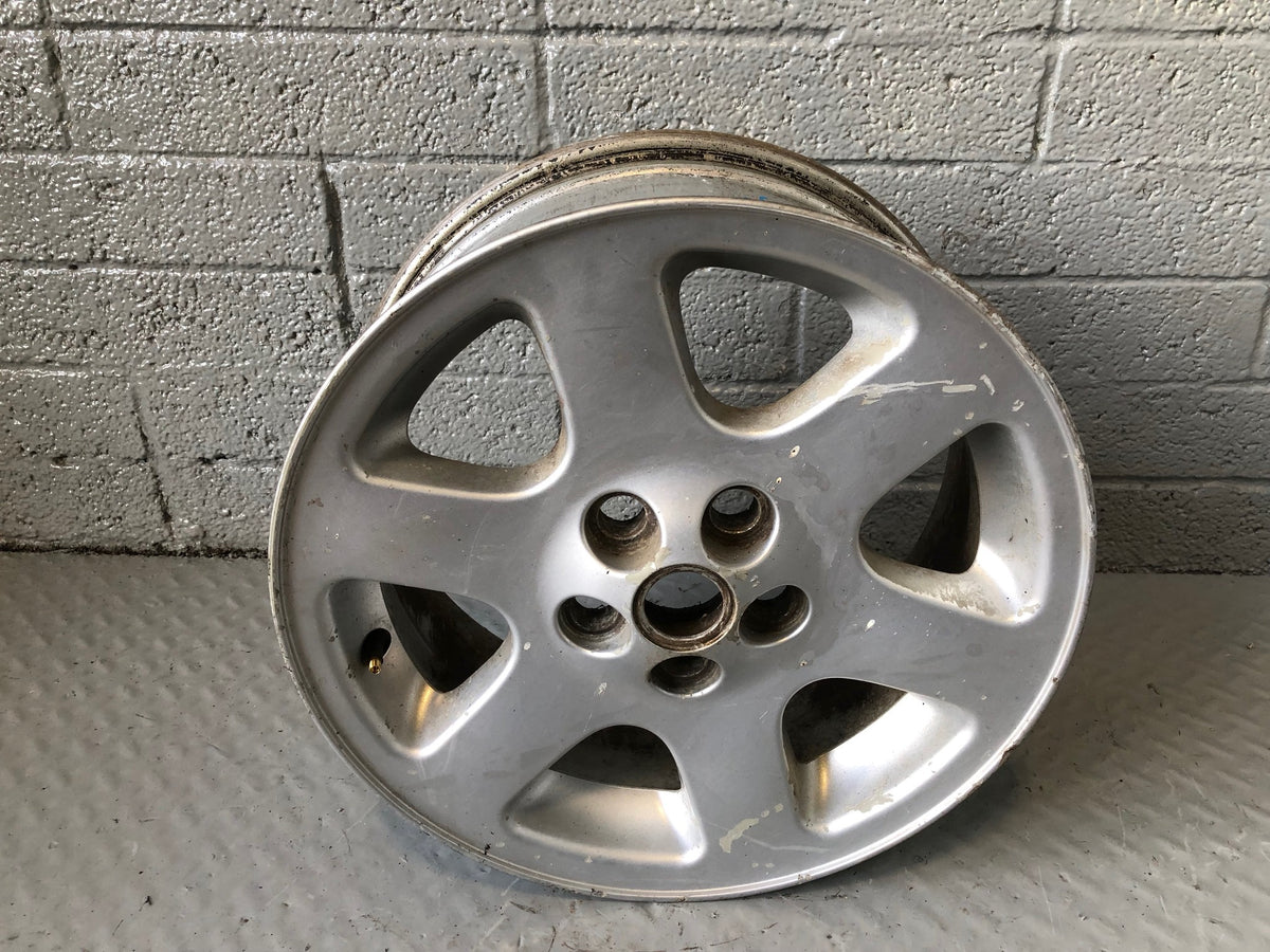 Discovery 2 Alloy Wheel Single 18" x  8J ET 57 Silver Land Rover D15095