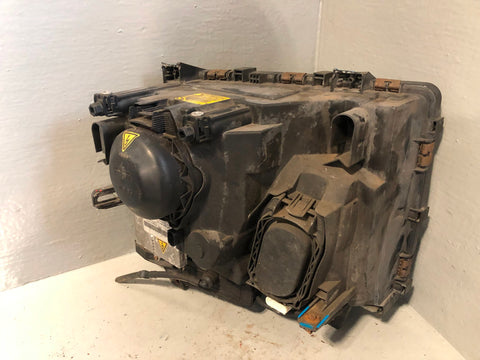 Range Rover L322 Headlight Xenon Near Side XBC000375 Head Lamp R17075