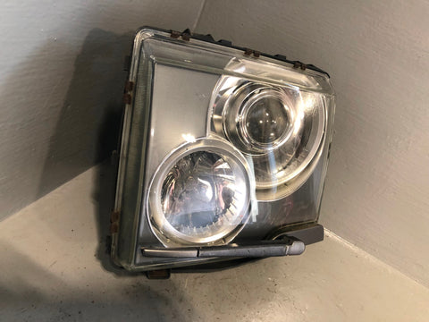 Range Rover L322 Headlight Xenon Near Side XBC000375 Head Lamp R31075