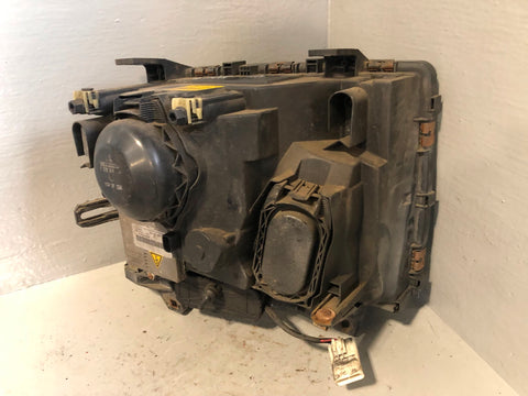 Range Rover L322 Headlight Xenon Near Side XBC000375 Head Lamp R31075