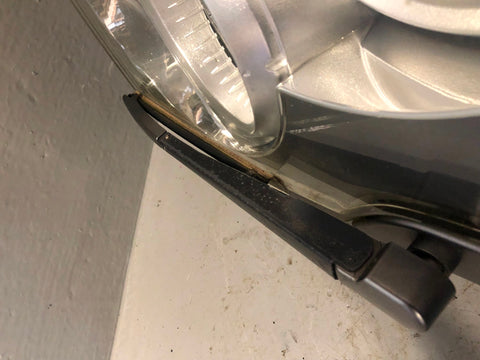 Range Rover L322 Headlight Xenon Near Side XBC000375 Head Lamp R31075