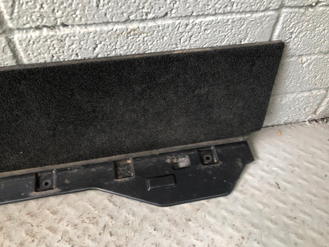 Range Rover L405 Tailgate Cover Threshold Lower Trim in Black 2013 to 2017
