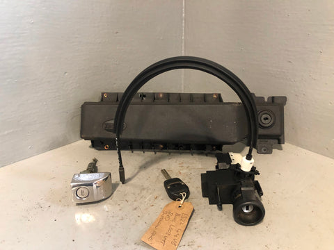Range Rover L322 Ignition Barrel with Key Lock Set V8 2002 to 2006 R31075