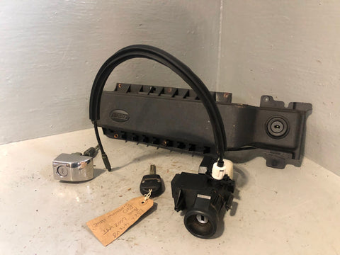 Range Rover L322 Ignition Barrel with Key Lock Set V8 2002 to 2006 R31075